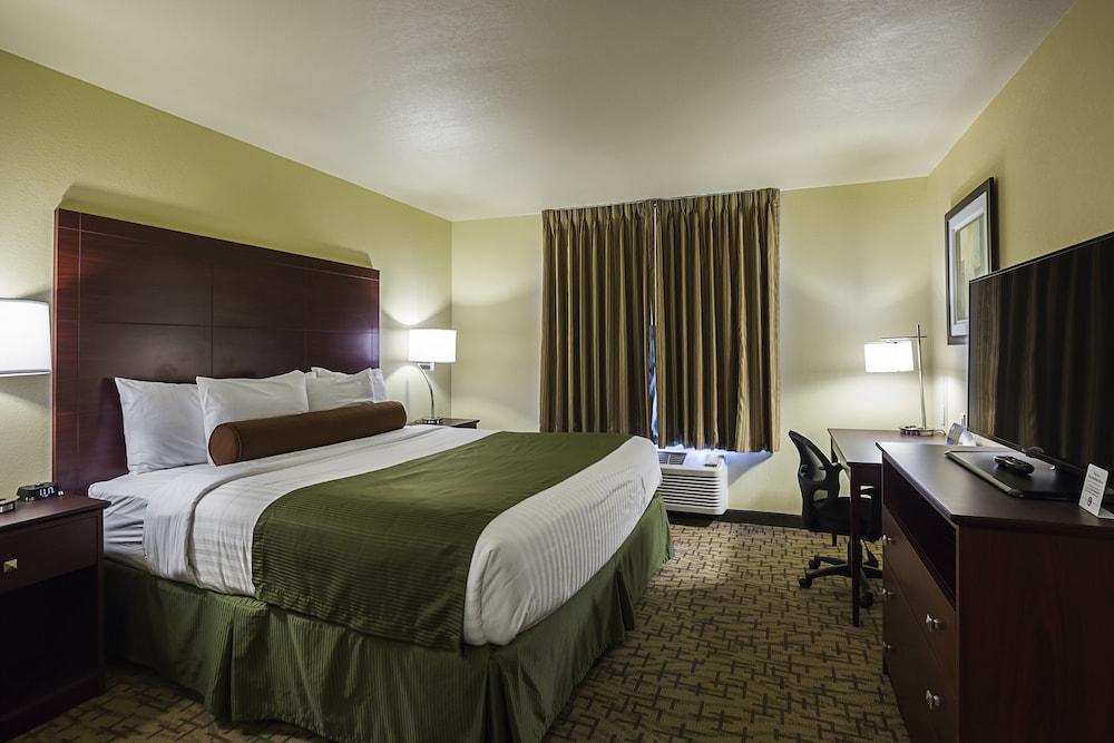 Cobblestone Inn & Suites - Altamont photo 30