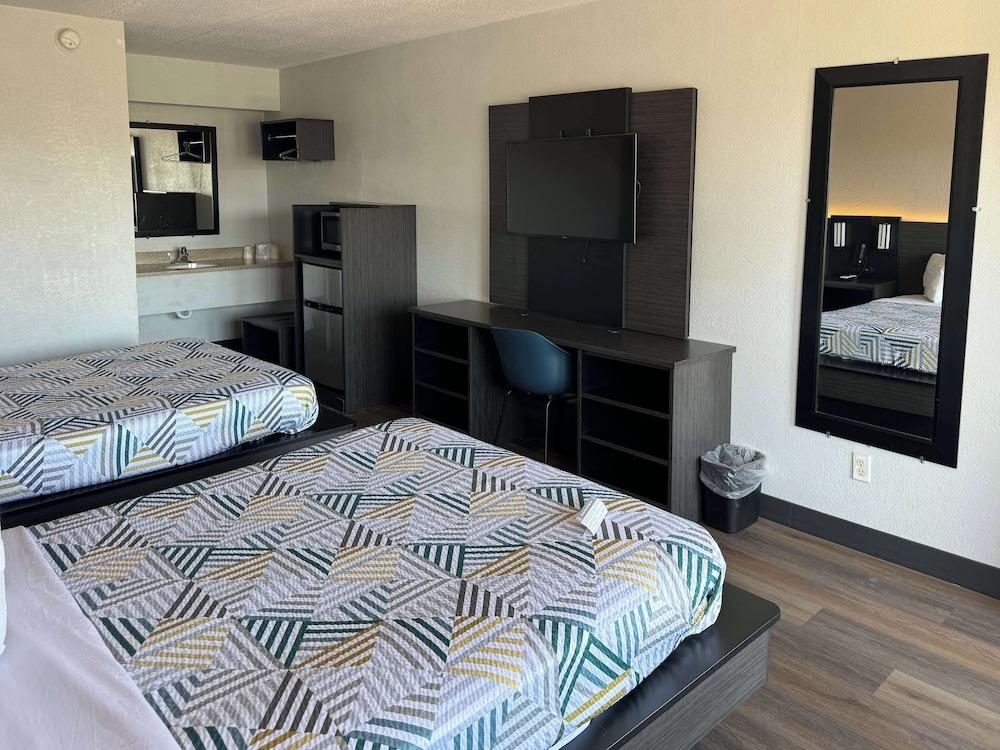 Motel 6 Cedar Rapids, IA photo 15