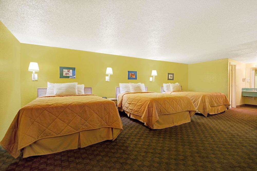 White Rock Inn photo 2