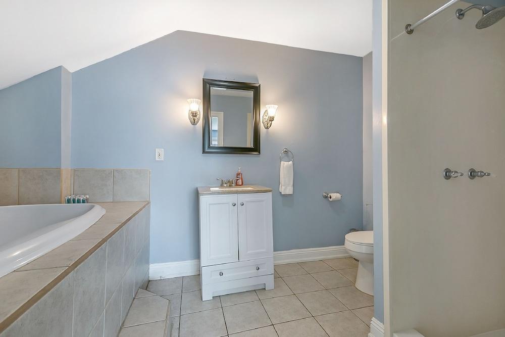 Canal Express Rooms photo 72