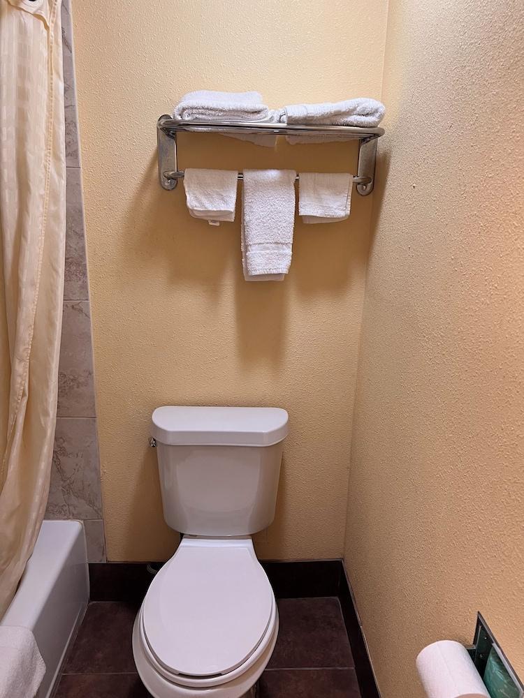 Economy Inn Express photo 26