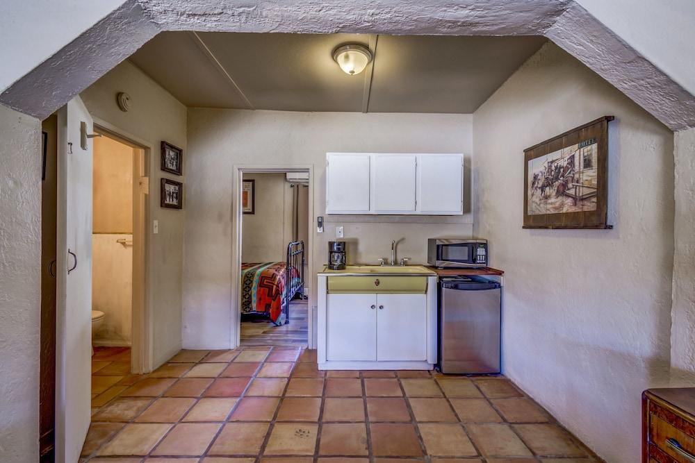 Tombstone San Jose House photo 23