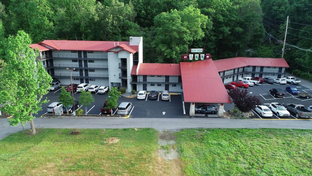 Bear Creek Inn photo 29
