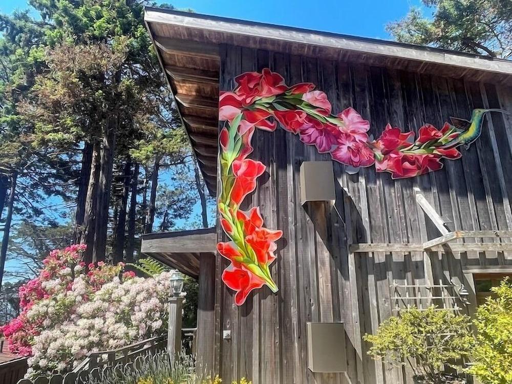 Rendezvous Mendocino photo 57