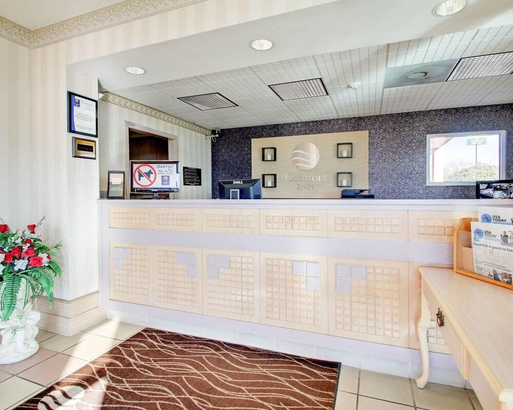 Quality Inn Brookhaven photo 35