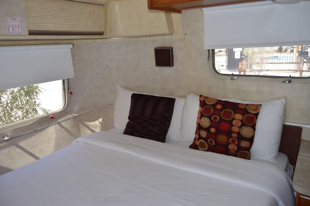 Palm Canyon Hotel & RV Resort photo 74