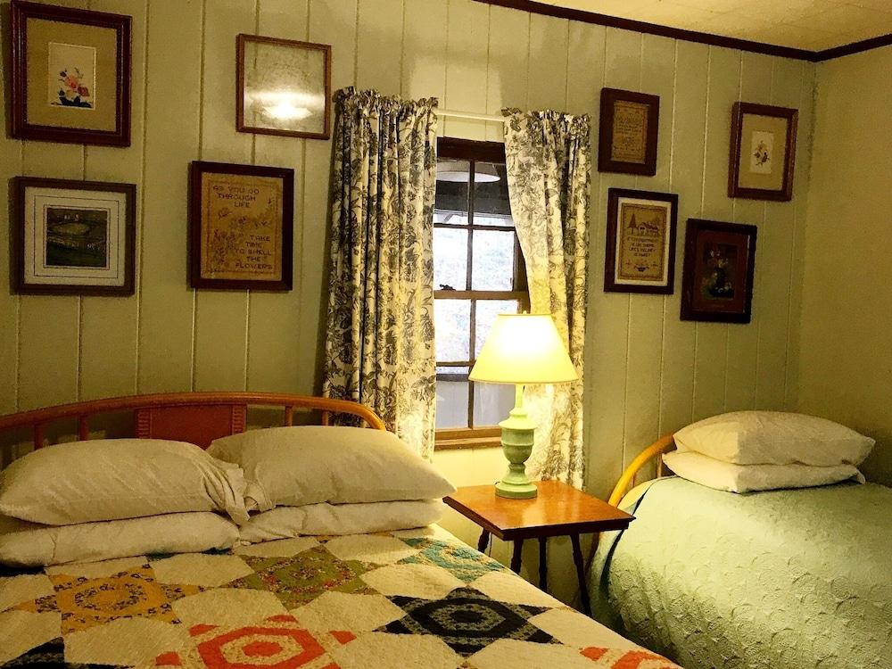 Wilderness Lodge photo 15