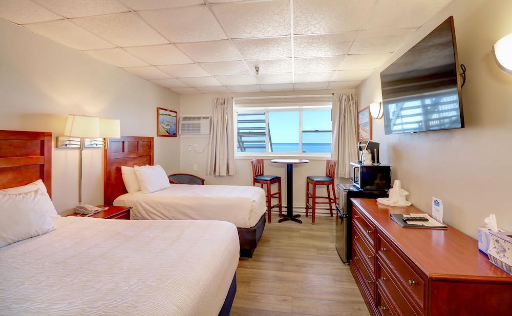 Atlantic Oceanfront Hotel photo 35