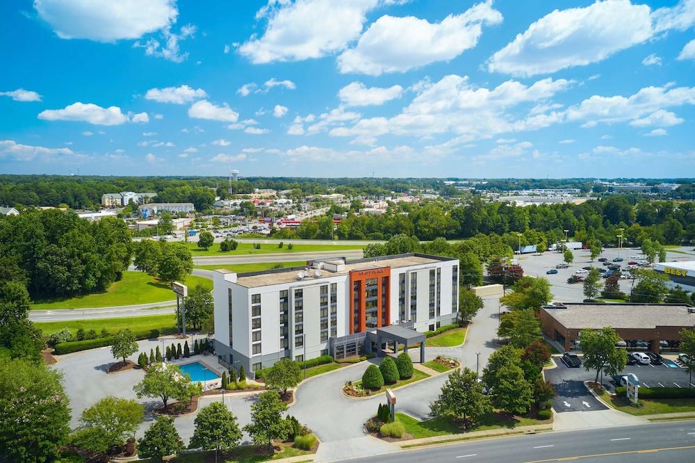 Hyatt Place Greensboro photo 1