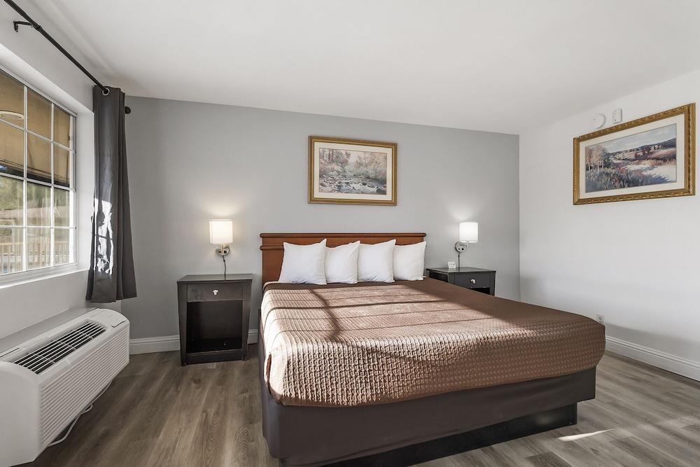 Heritage Inn Express Chico photo 41