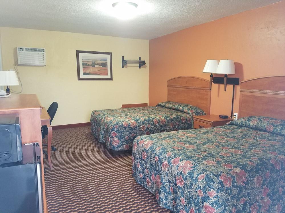 Budget Inn photo 6