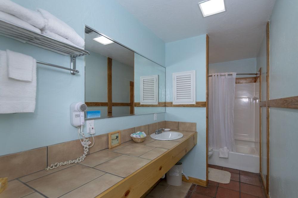 Pelican Bay Resort photo 38