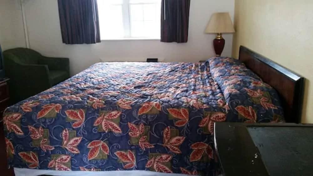 The Virginia Lodge photo 6