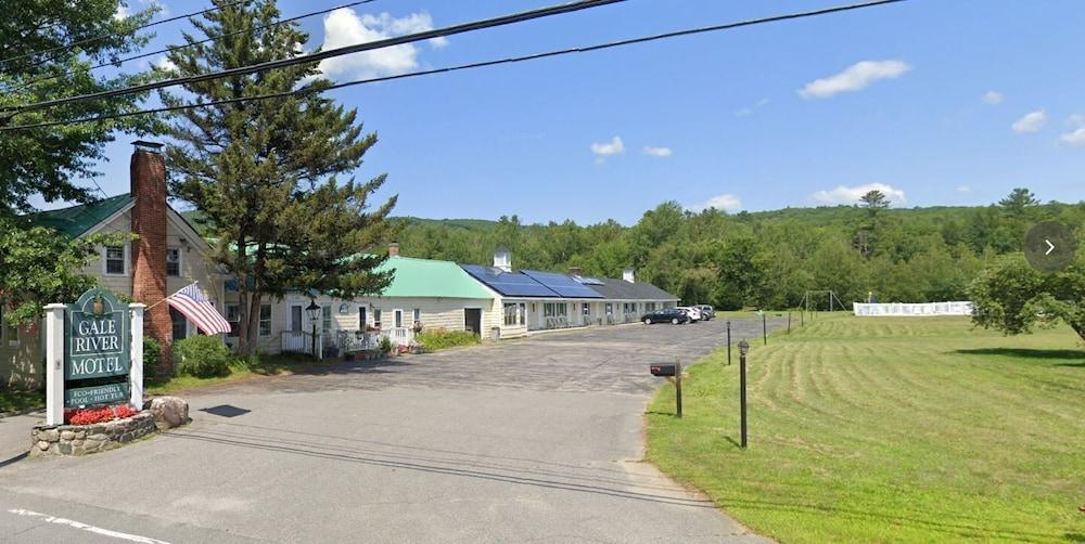 Gale River Motel photo 61