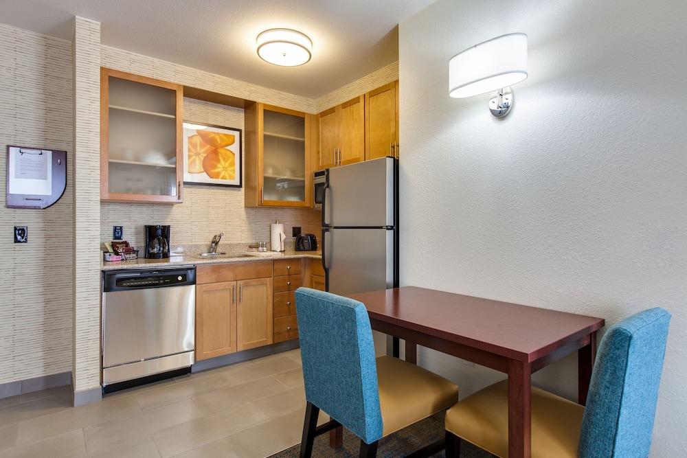 Residence Inn Marriott Chicago Midway photo 1