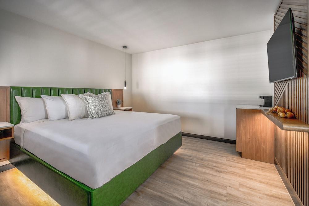 LYFE INN & SUITES by AGA- North Hollywood Universal Studios photo 24