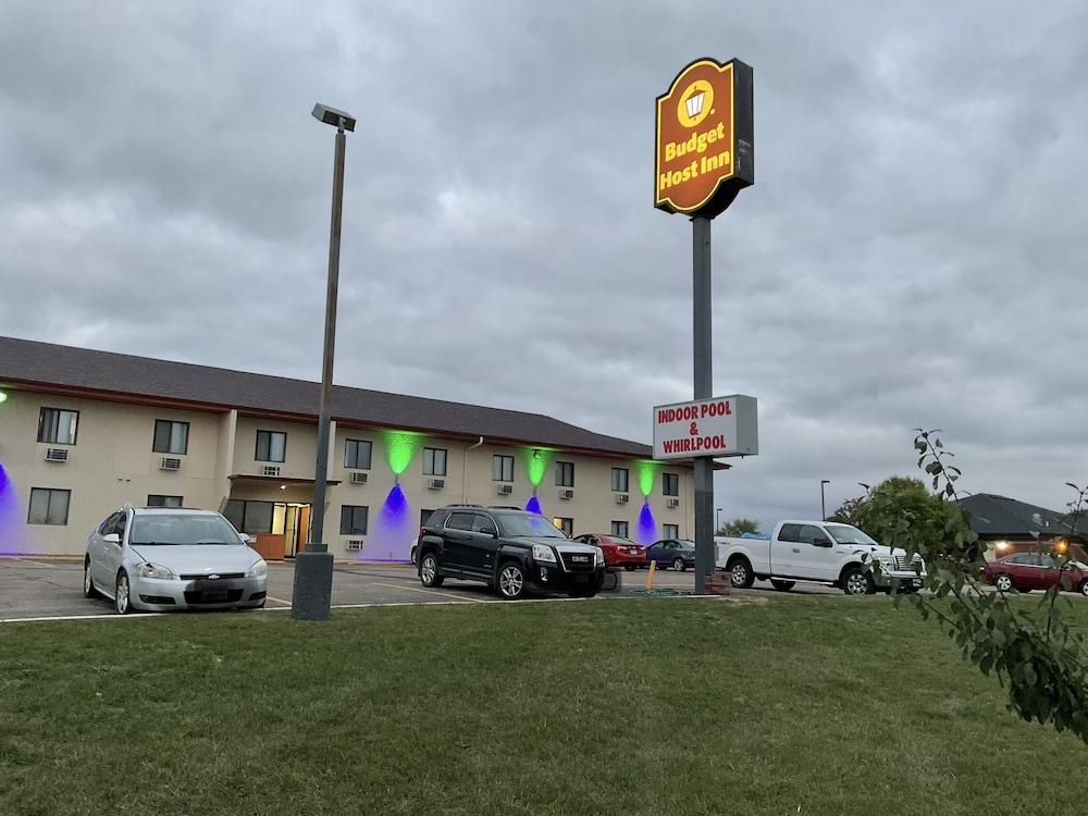 Budget Host Inn Buffalo photo 8