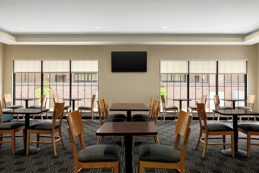 TownePlace Suites Williamsport photo 4