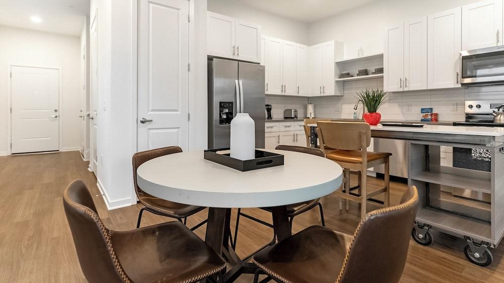 Landing Townhomes Davenport photo 29