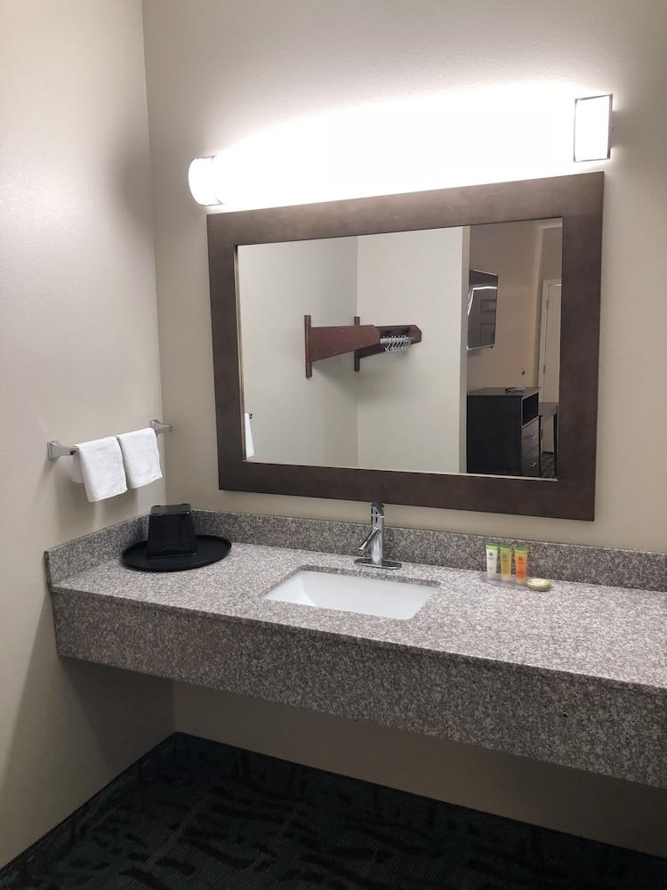 FairBridge Inn Express Memphis photo 5