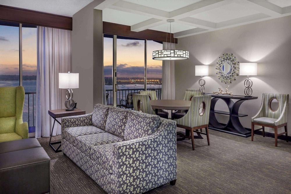 Wyndham San Diego Bayside photo 38