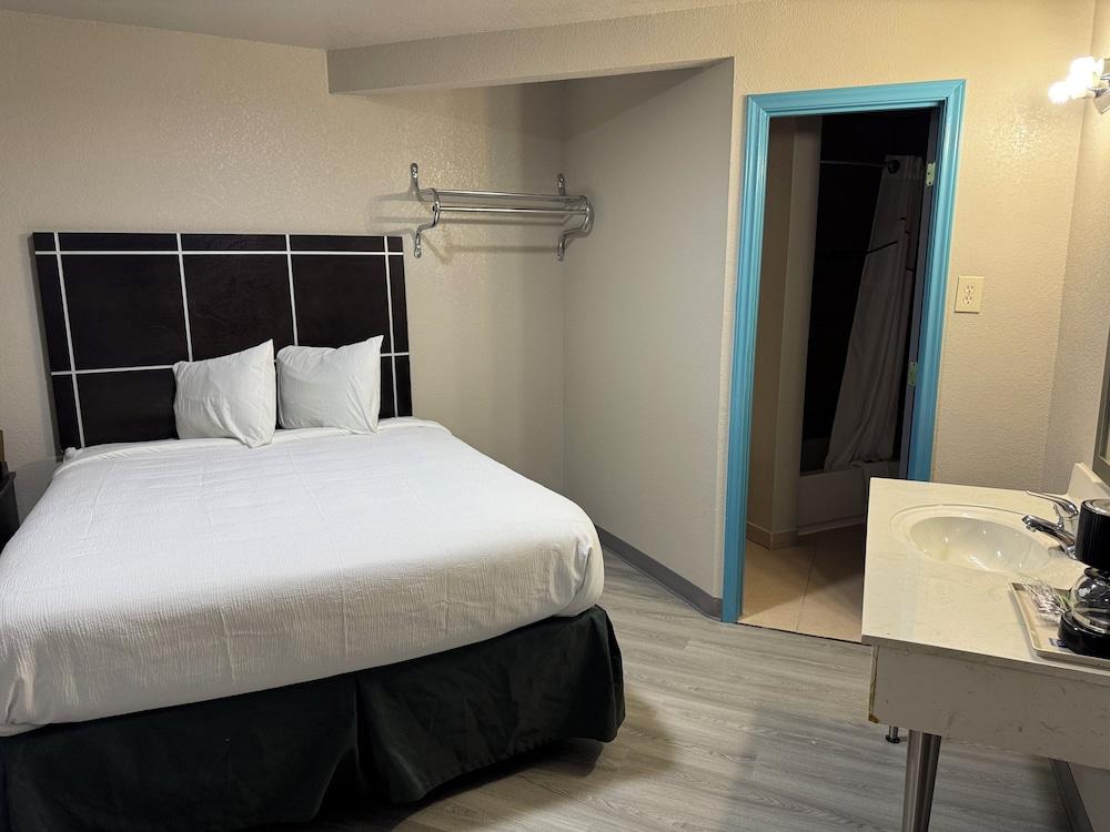 Executive Inn Crystal City photo 12