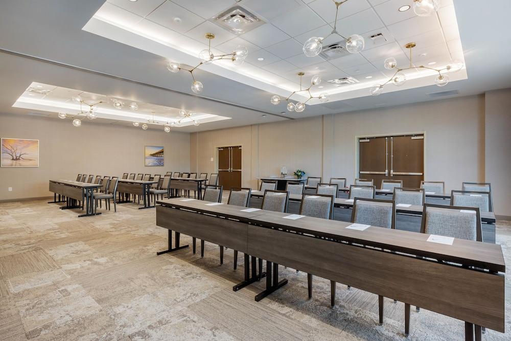 DoubleTree by Hilton Charleston Riverview photo 67