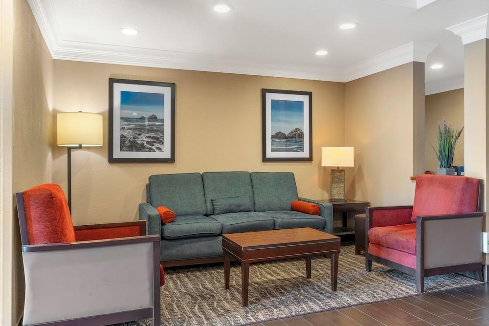 Comfort Inn Arcata - Humboldt Area photo 3