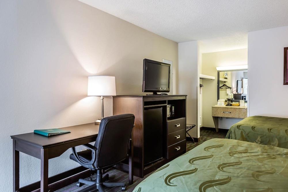 Quality Inn Culpeper photo 2