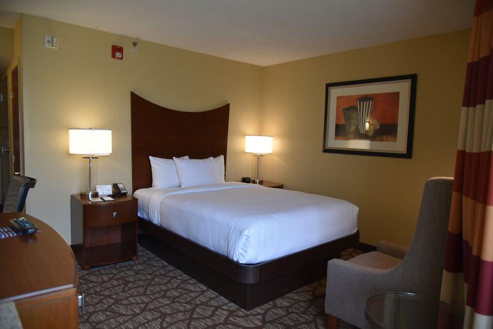 DoubleTree by Hilton Murfreesboro photo 7