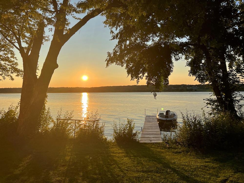 Sand Hill On The Lake photo 11