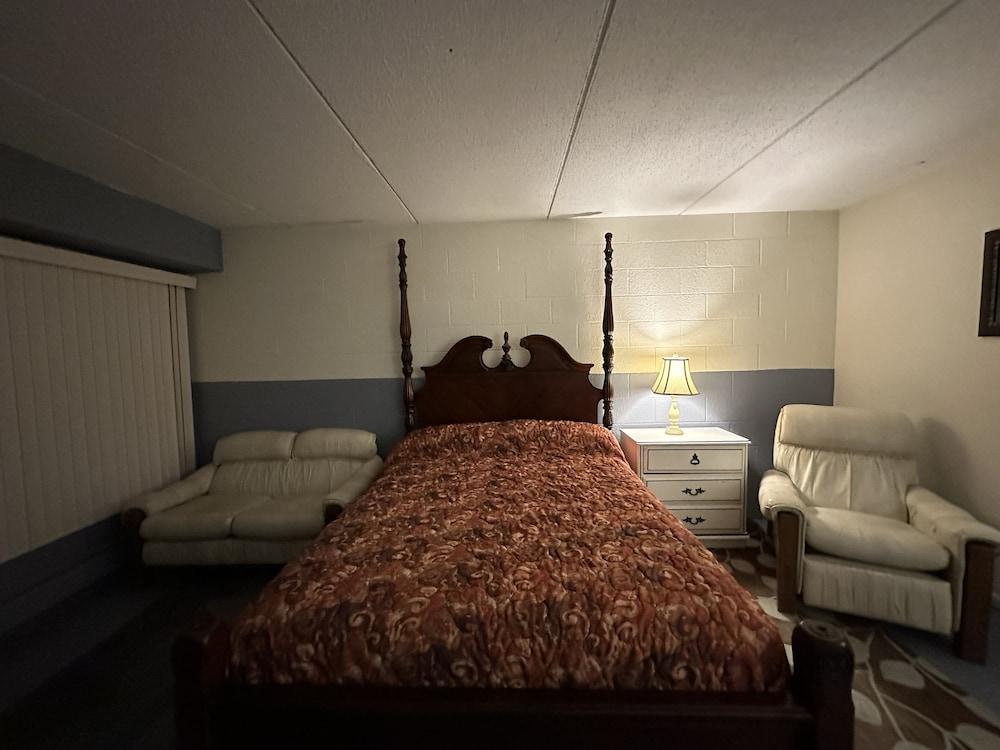 J-E Hotel & Suites photo 8