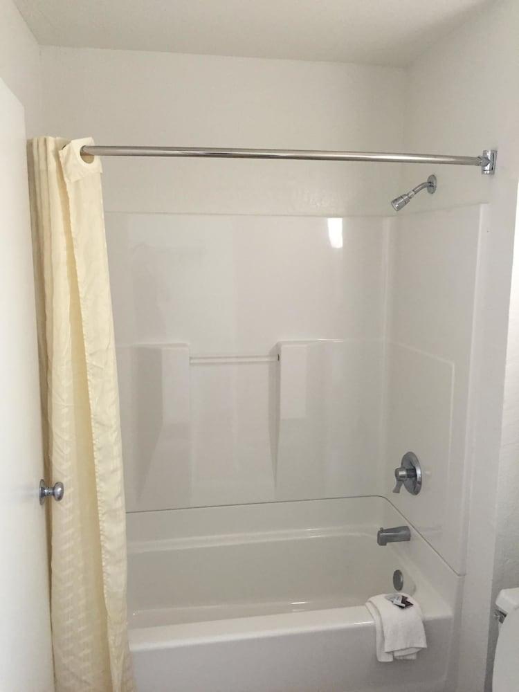 Americas Best Value Inn North Highlands Sacramento photo 7