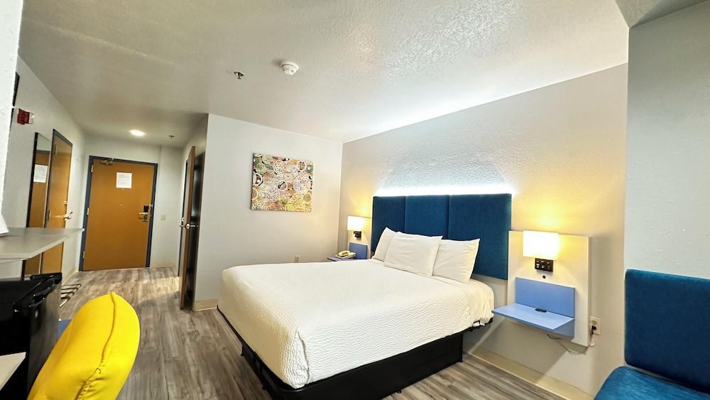 Microtel Inn by Wyndham Gallup photo 8