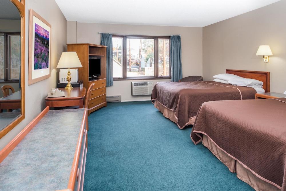 Travelodge by Wyndham Kalispell photo 6