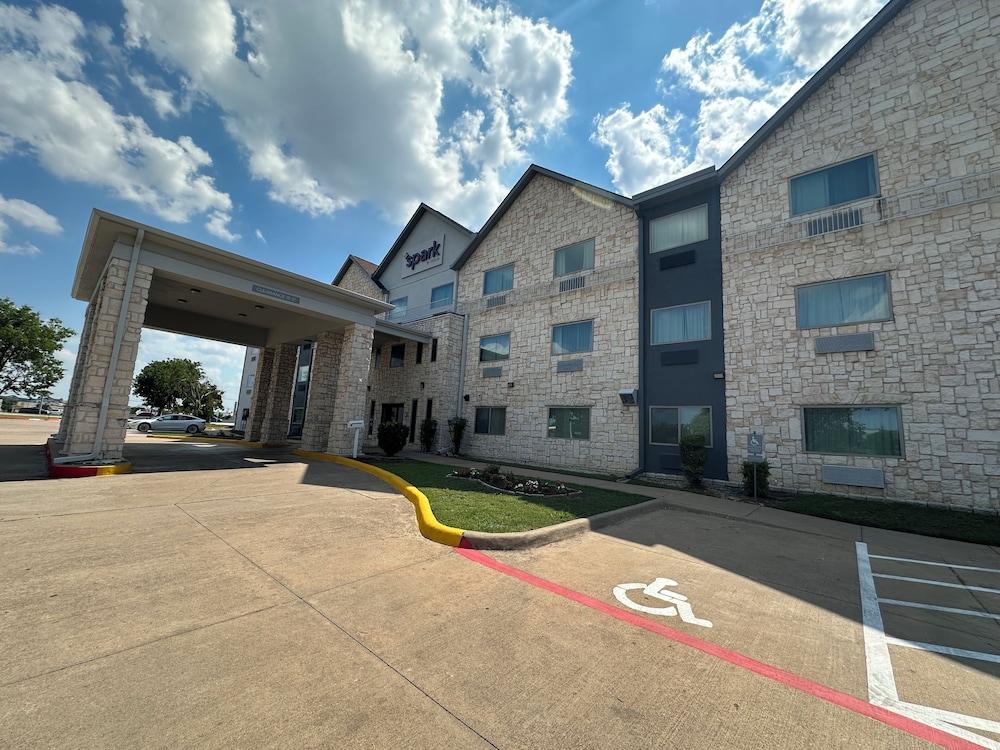 Spark by Hilton Round Rock photo 19