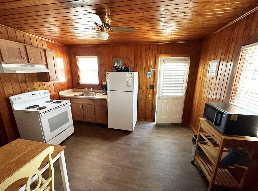SandSpur Ocean Cottages photo 71