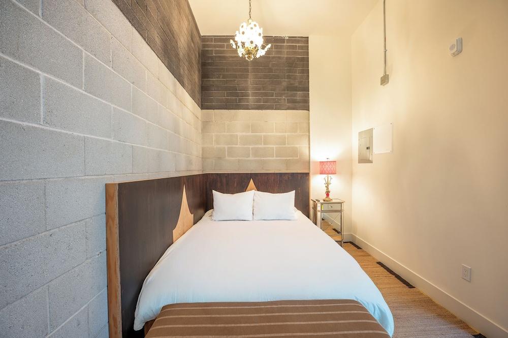 Hotel Narcissus photo 56