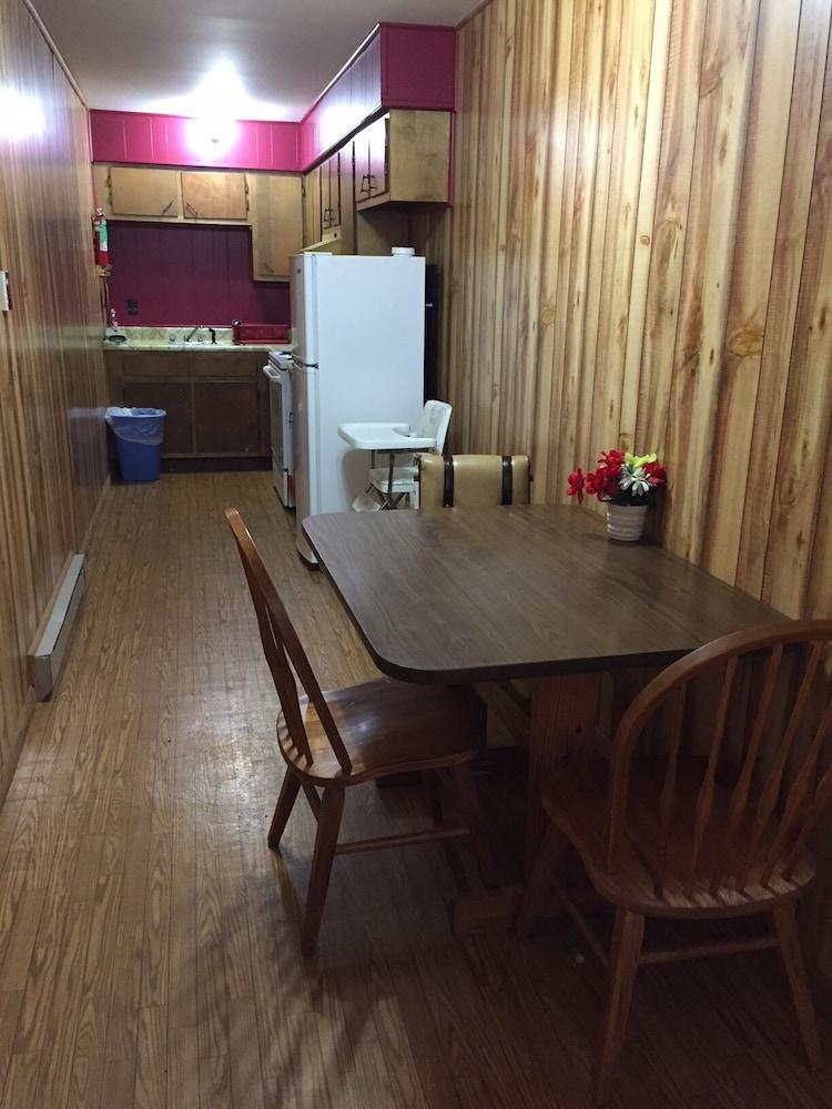 Country Inn Motel photo 19