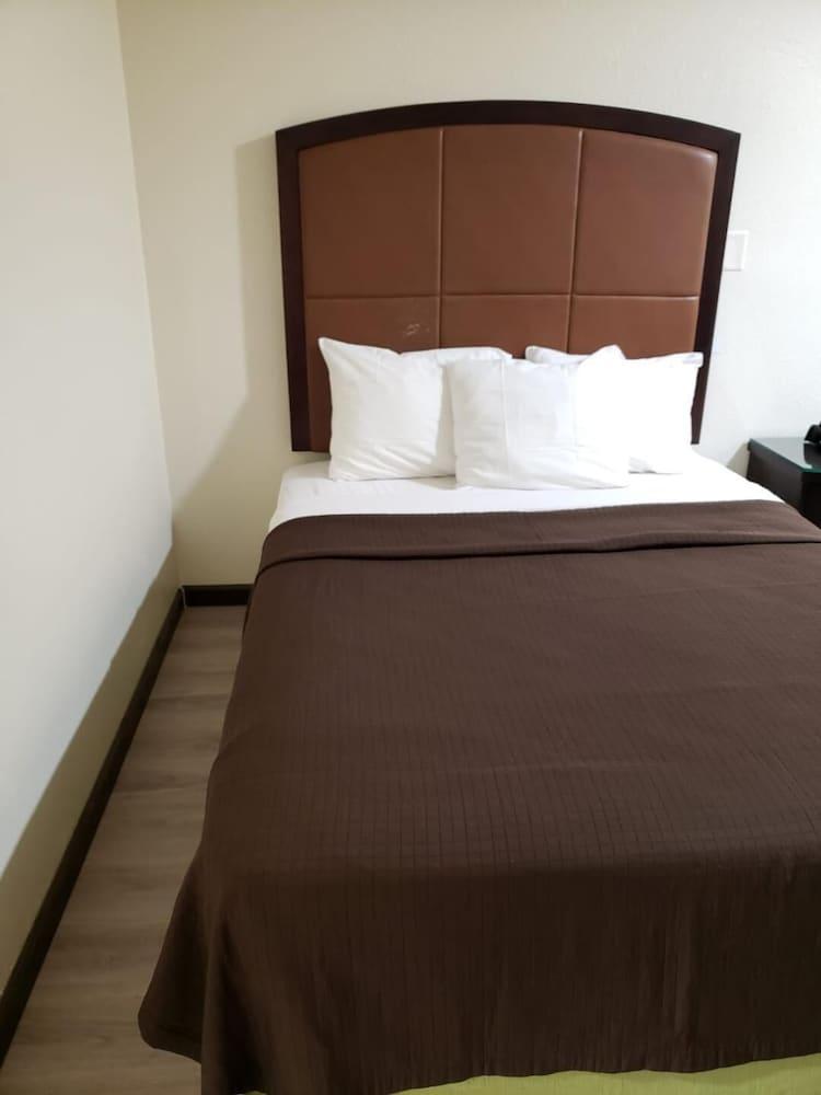 Value Inn & Suites photo 9