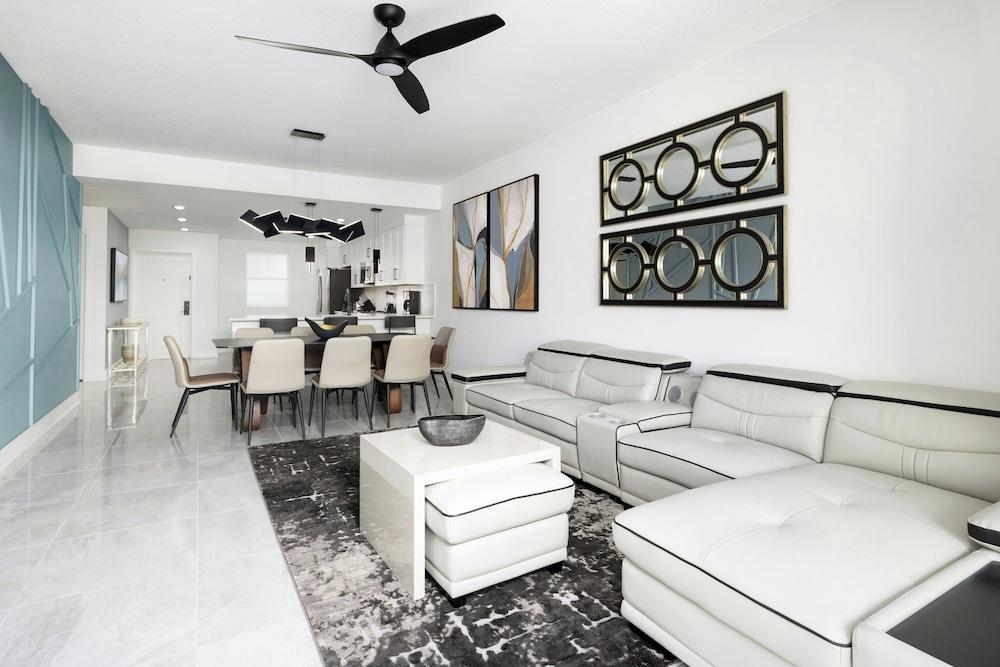 Villatel Orlando Resort, Apartments by Marriott Bonvoy photo 56