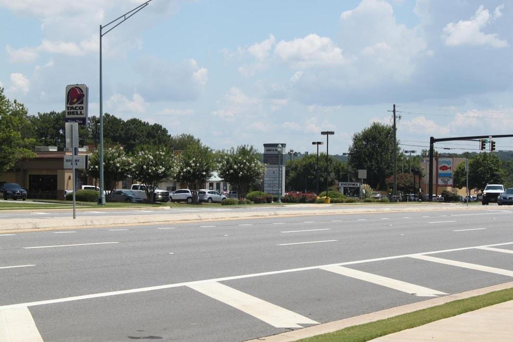 Travel Inn - Buford/Mall of Georgia photo 20