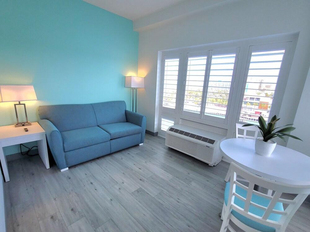 ChartHouse Clearwater Beach Marina Hotel photo 17