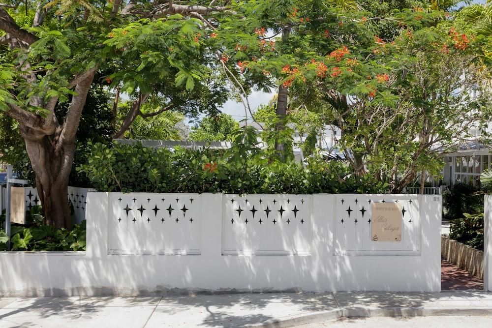 Ella's Cottages - Key West Historic Inns photo 21