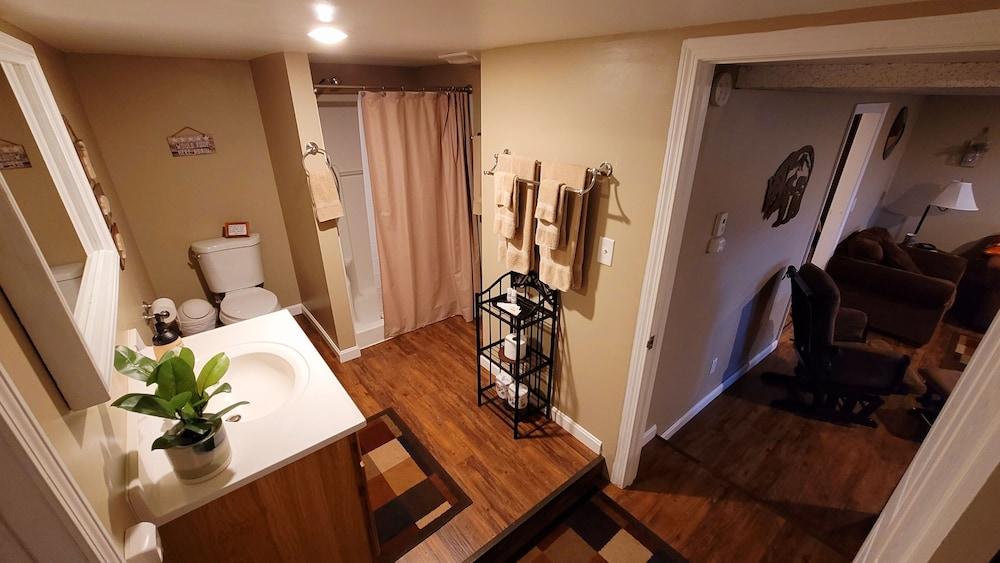 Bear Rock Suites photo 13