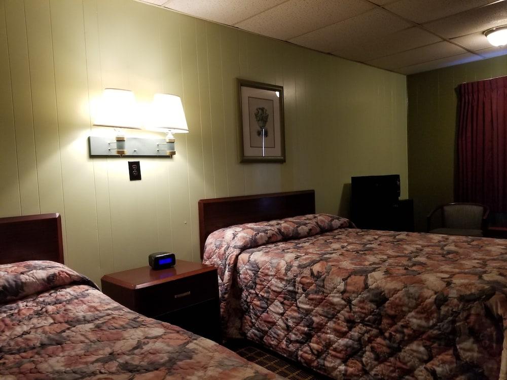 Parkview Motel photo 21