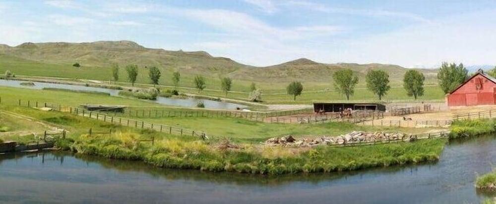 Ranch at Ucross photo 38