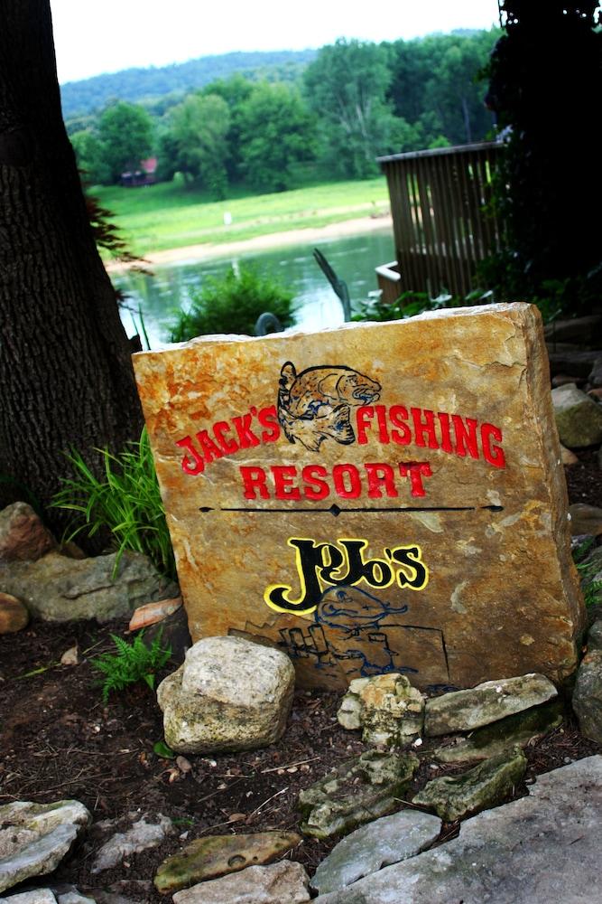 Jack's White River Fishing Resort photo 8
