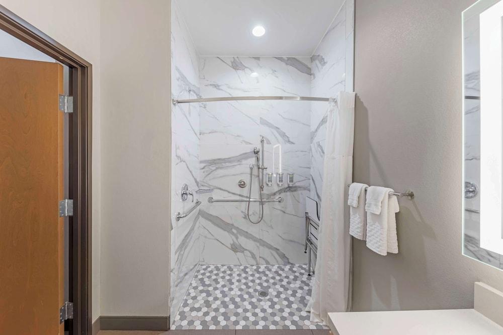 Best Western Plus Chickasha Inn photo 2