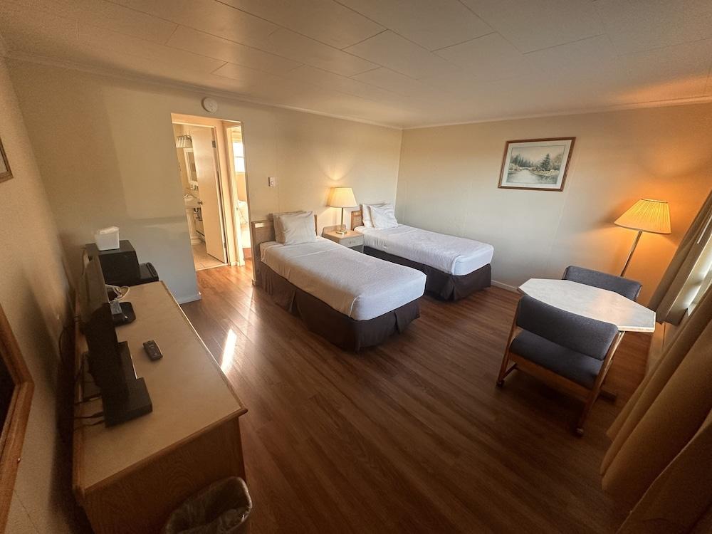 Astoria Crest Motel photo 8
